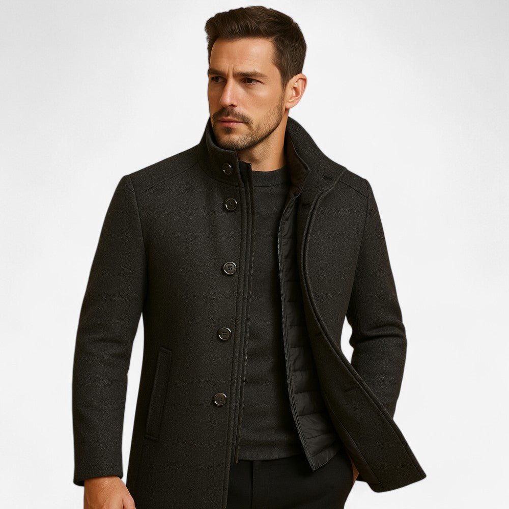 Benjamin – Enkelsluitende Trenchcoat met Lange Mouwen en Opstaande Kraag