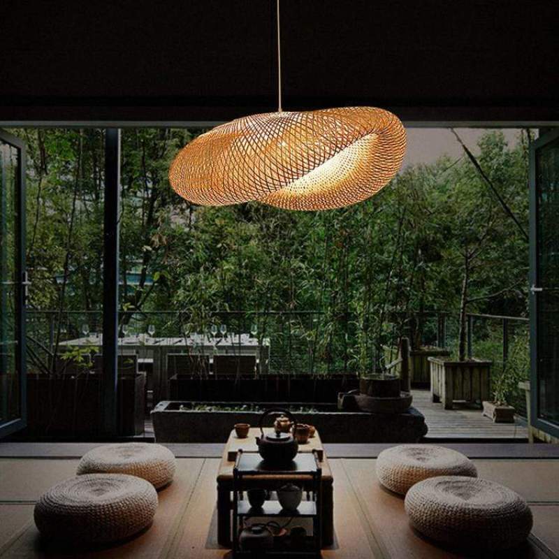 BambooChic – Ekologiczna lampa wisząca w stylu boho z miękkim światłem i ręcznie plecionym bambusowym wzorem
