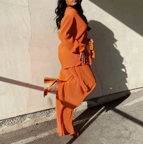 Ava - Chic two-piece suit with draped pants