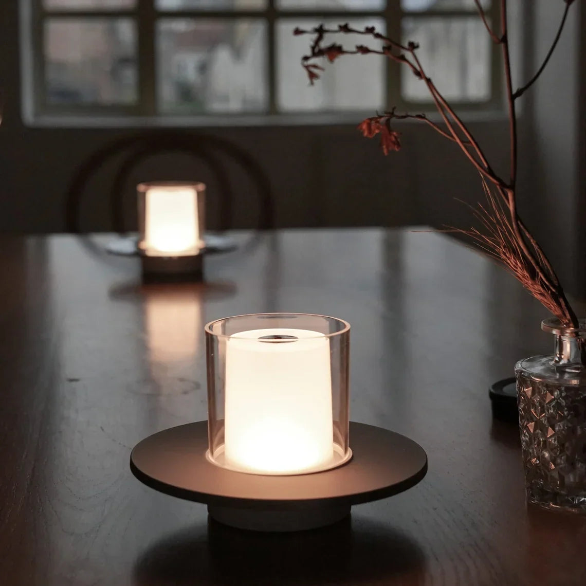 BrightGesture - Nabíjecí lampa s gestovým senzorem