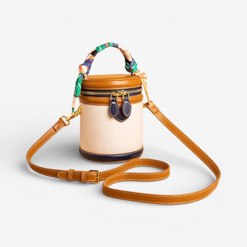 Bonnie – Large Capacity Bucket Bag with Adjustable Strap