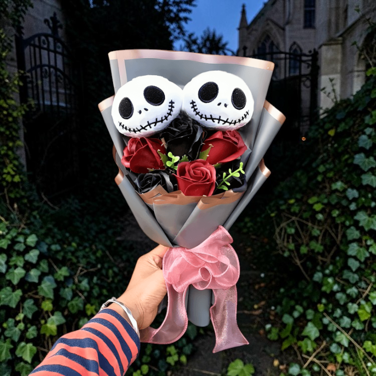 CozyBloom - Jack Skellington Plush Bouquet with Decorative Roses