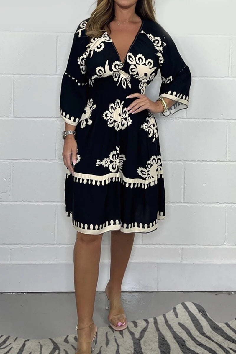 ChicGrace™ - Robe confortable à col en V et tendance