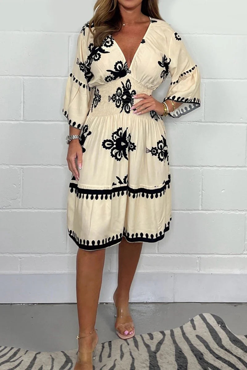 ChicGrace™ - Robe confortable à col en V et tendance