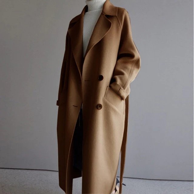 Victoria - Classic Double-Breasted Coat with Chic Finish