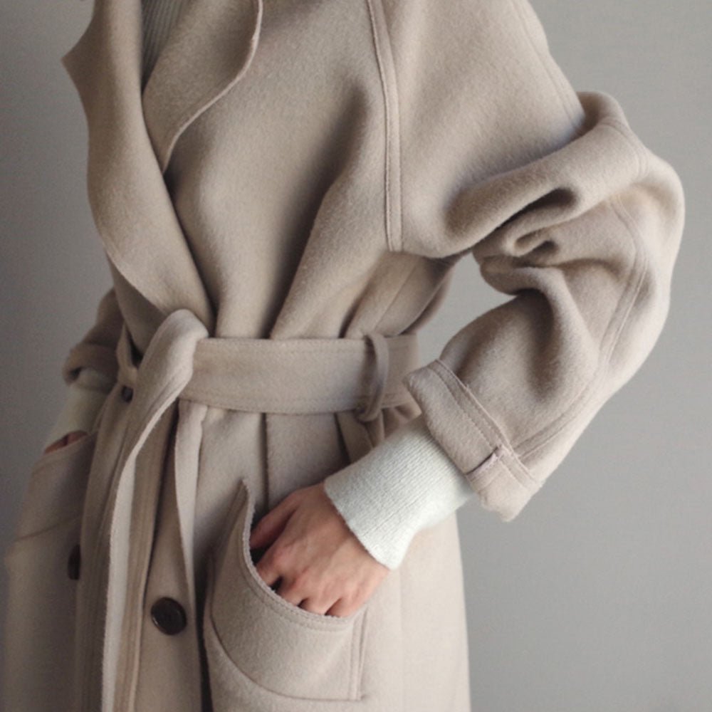 Victoria - Classic Double-Breasted Coat with Chic Finish