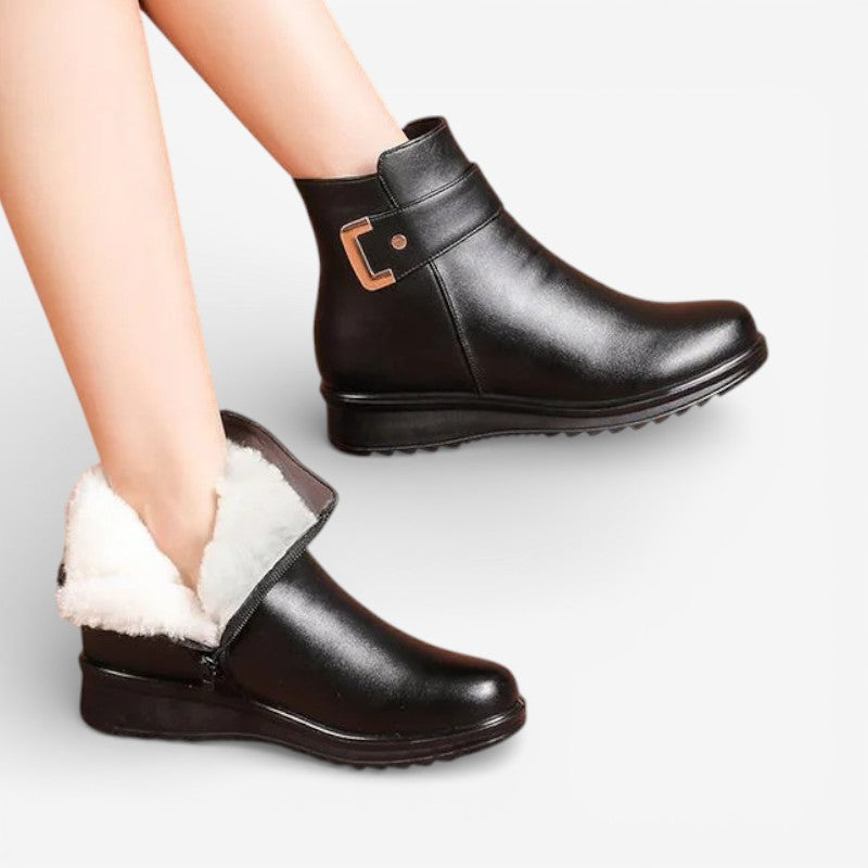 Felicity - Non slip ankle boots with side zipper