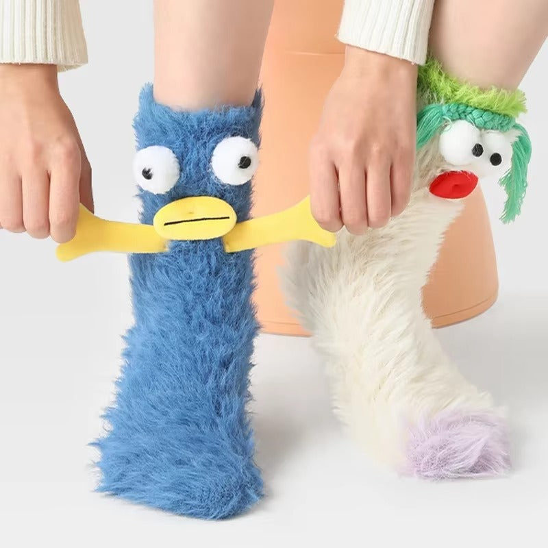CozyPrint - Calze in pile con motivi 3D e volti in rilievo