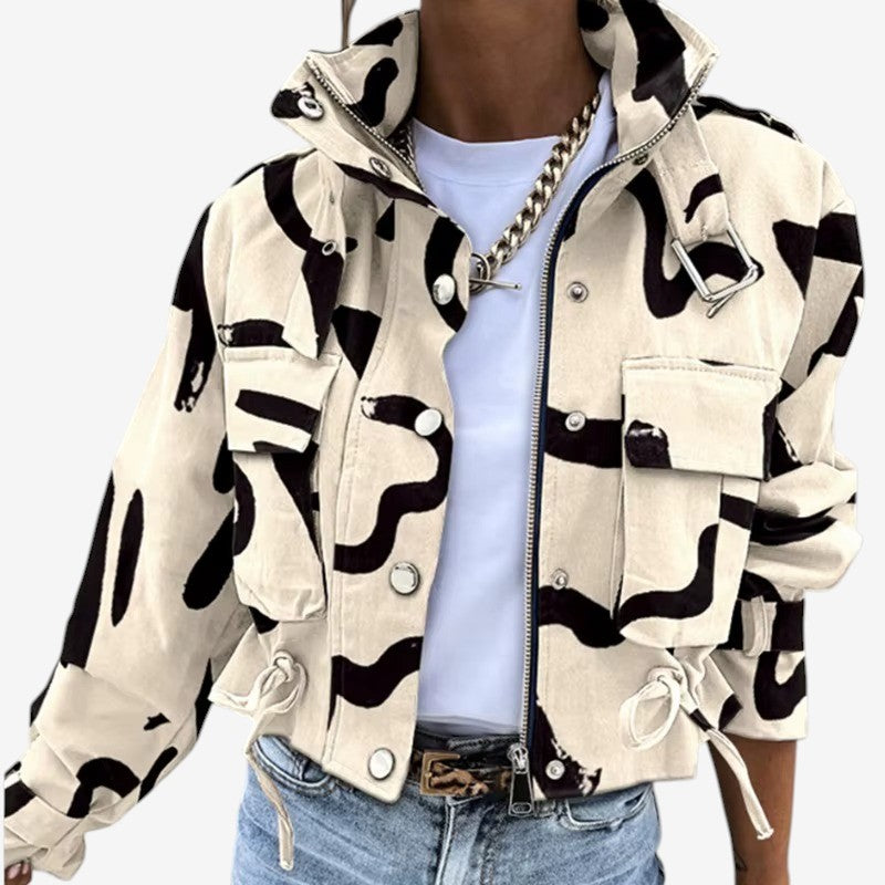 Hailee - Manteau à manches longues avec boutonnage et plusieurs poches poitrine