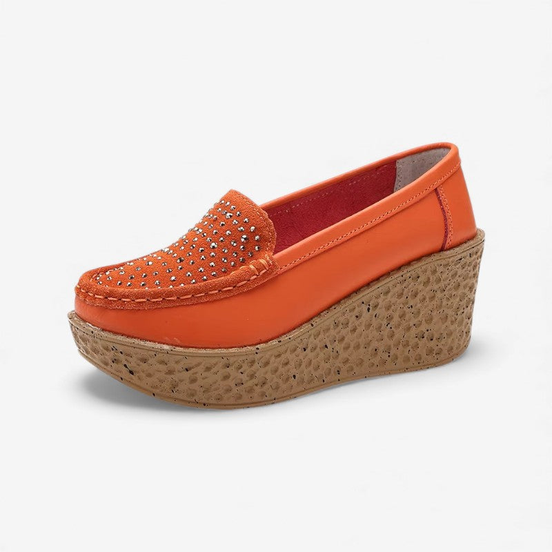Kyra – Buty z zaokrąglonym noskiem, wsuwane, z antypoślizgowym wzorem
