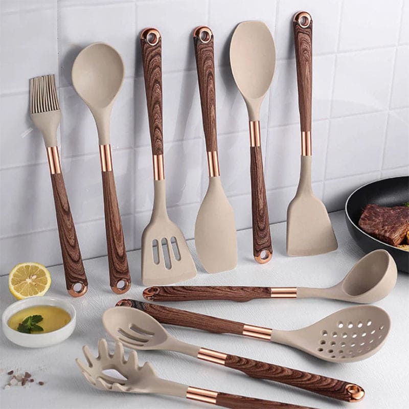 CulinaryTouch - Eleganti utensili da cucina in silicone per una cucina moderna