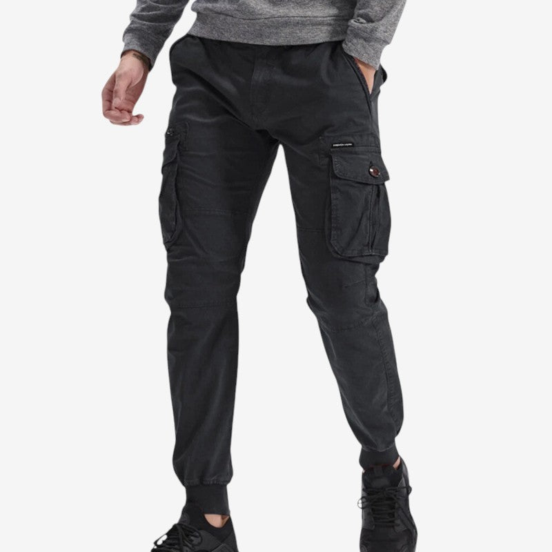 Pantaloni bărbătești cu croială largă și talie cu șnur