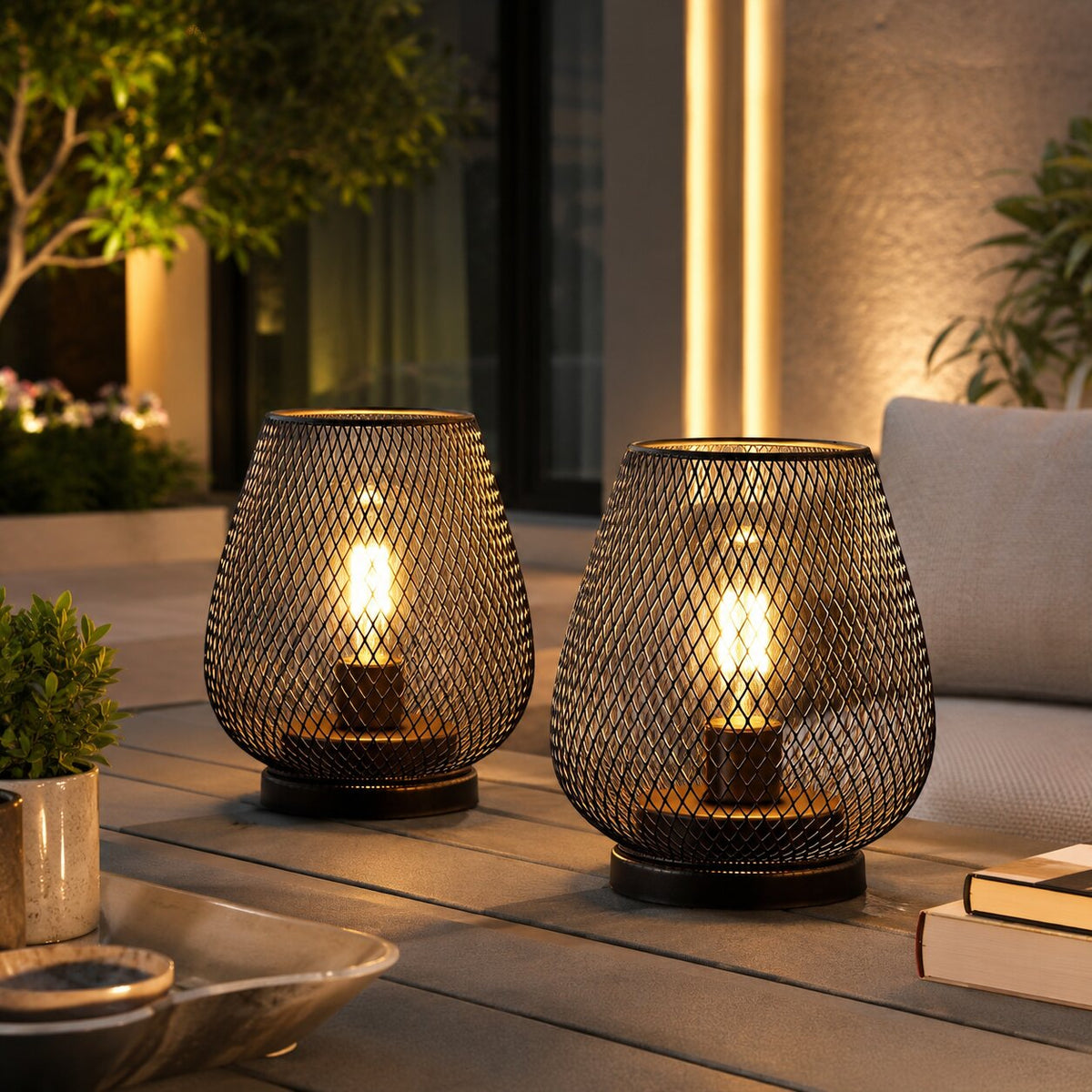 Meshora - Lampada da tavolo in metallo con design a rete
