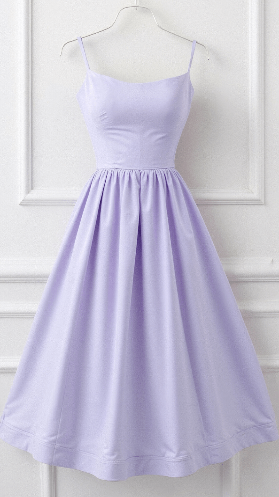 Sophia - Élégante robe midi à fines bretelles spaghetti