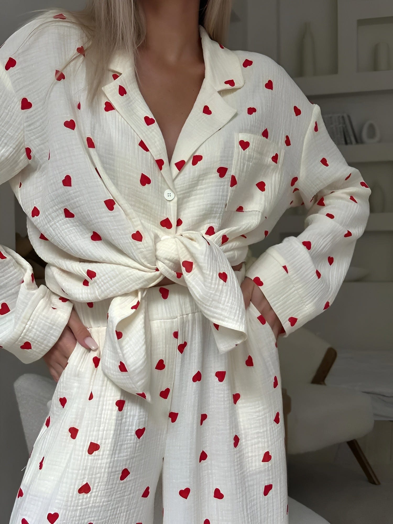 Mia - Pyjama tendance avec imprimé cœurs et manches longues