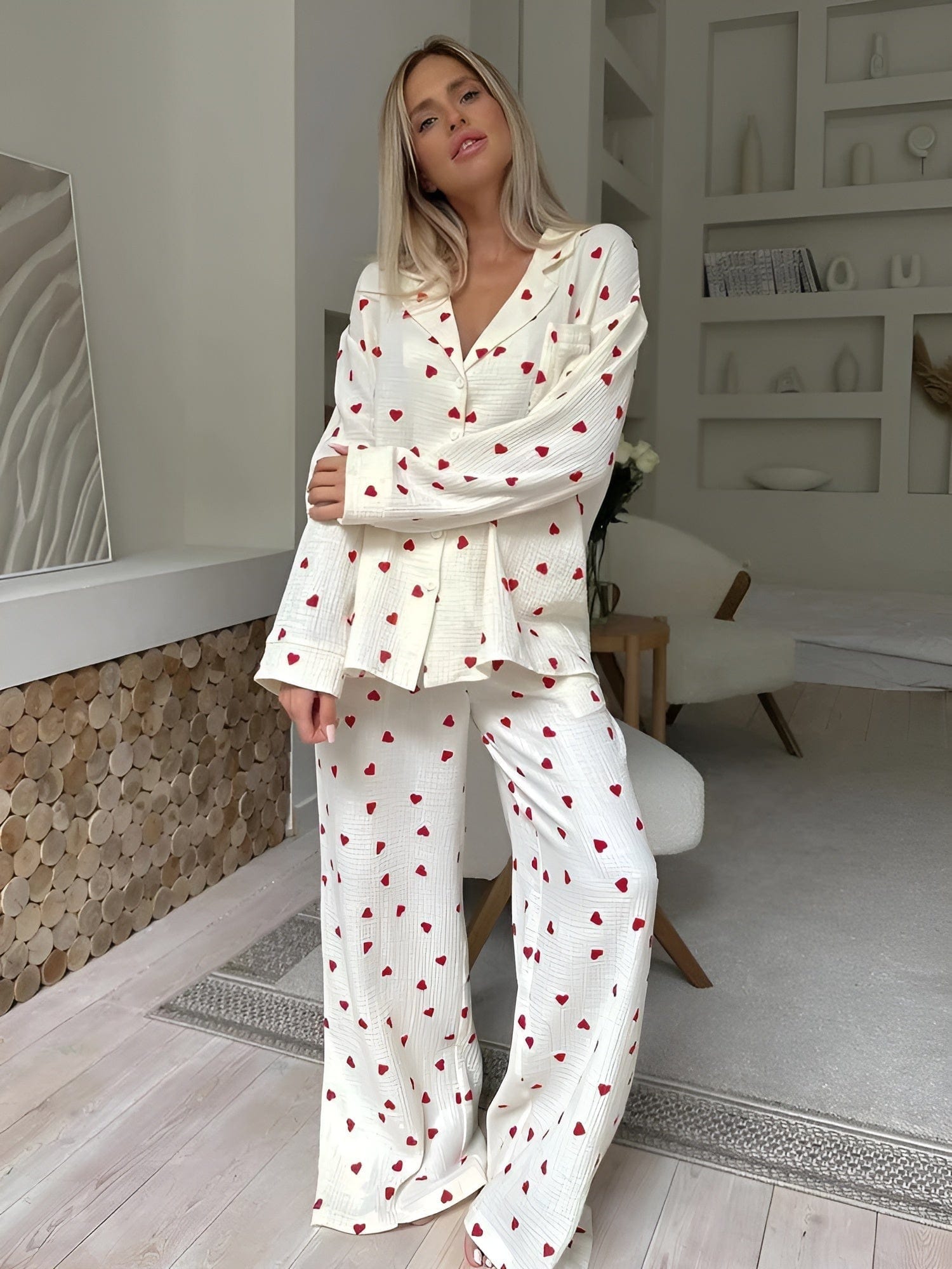 Mia - Pyjama tendance avec imprimé cœurs et manches longues