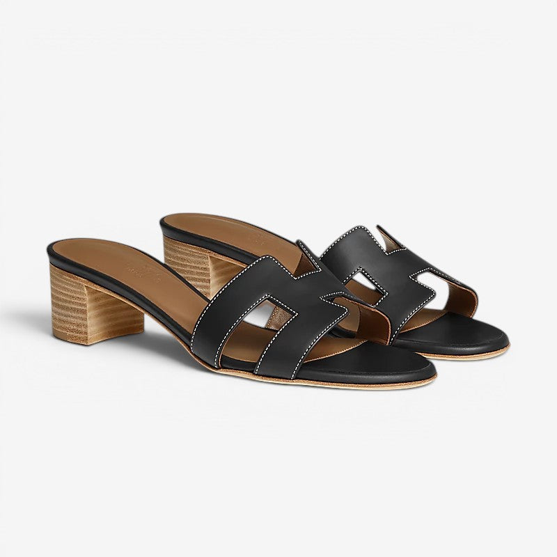 Sandali da donna con tacco quadrato e design slip-on