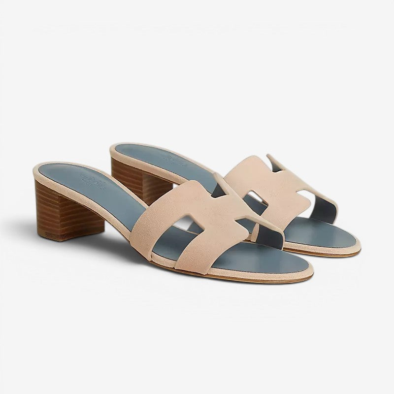 Sandali da donna con tacco quadrato e design slip-on