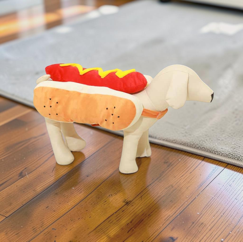 BarkBite – kostým hot dogu pro psy s veselým designem