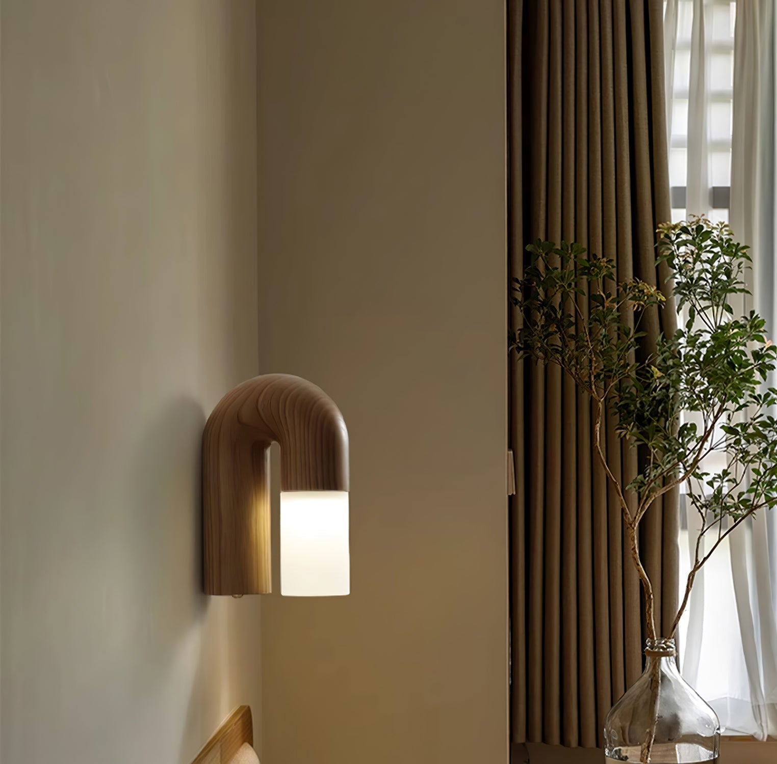 Fjordly - Minimalistyczna drewniana lampa ścienna z miękkim światłem LED