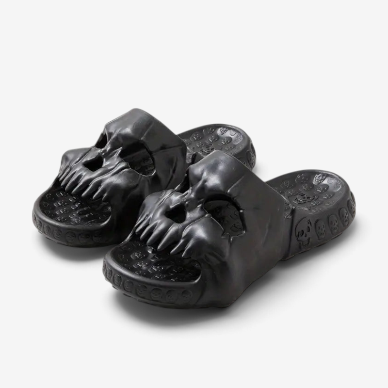 NightClaw – Chinelos com caveiras e design distinto