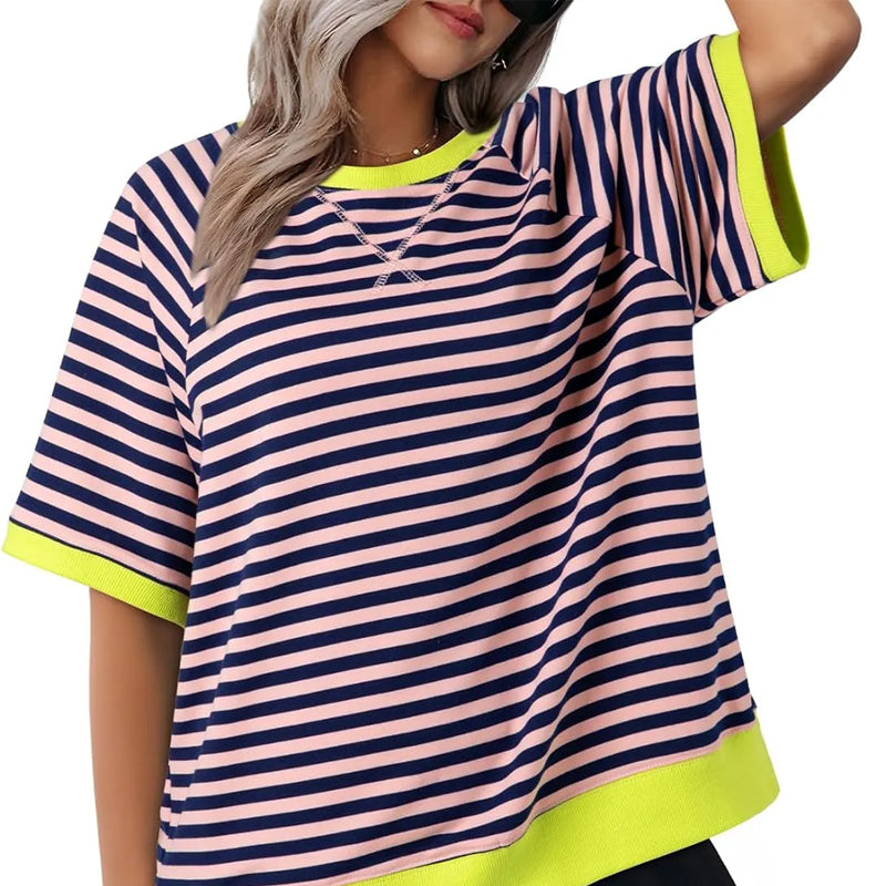 Elara – Tricou casual cu dungi, mâneci scurte și guler rotund
