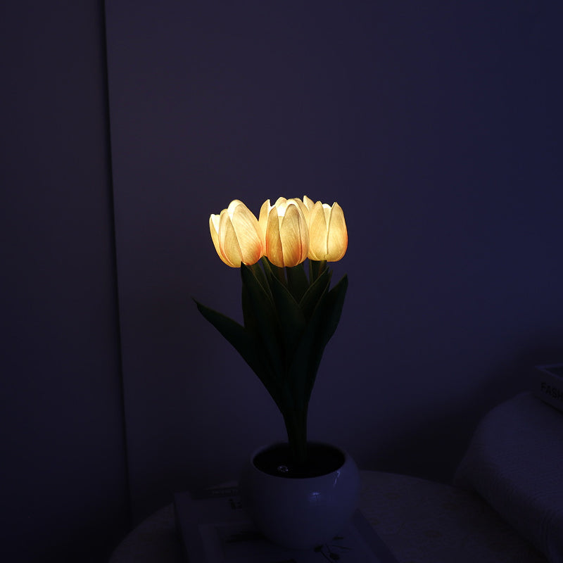Tulipora - Tulipán formájú asztali lámpa LED-világítással