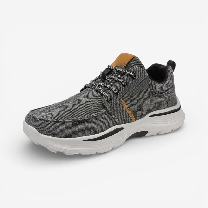 Mason - Round toe sneakers with lace-up closure