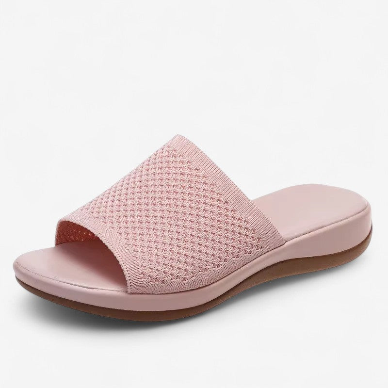 Lina – Slippers with Round Toe and Slip-On Design