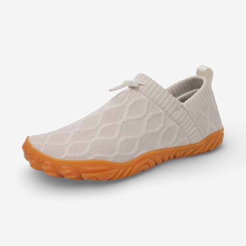 Logan - Round toe sneakers with non-slip design
