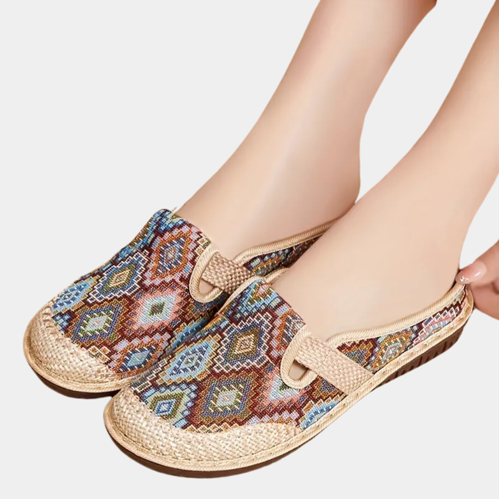 Monique - Chaussures slip-on à motif géométrique à la mode