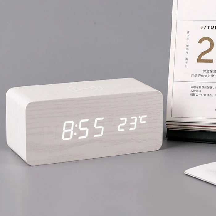 ChicClock - Elegant Voice-Activated Alarm Clock