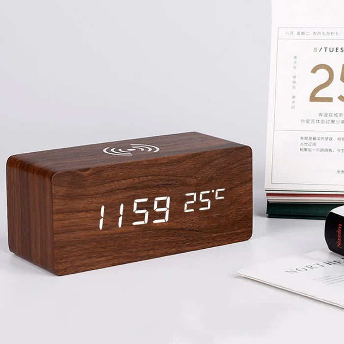 ChicClock - Elegant Voice-Activated Alarm Clock
